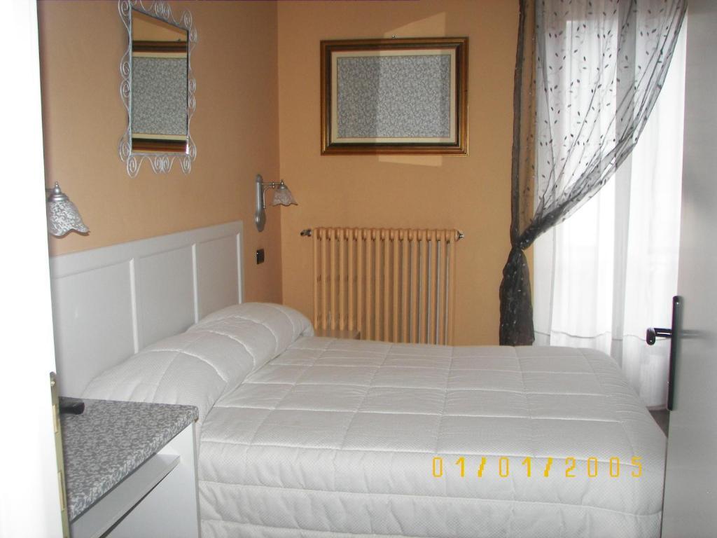 Albergo Sangrila Lanzo Torinese Oda fotoğraf