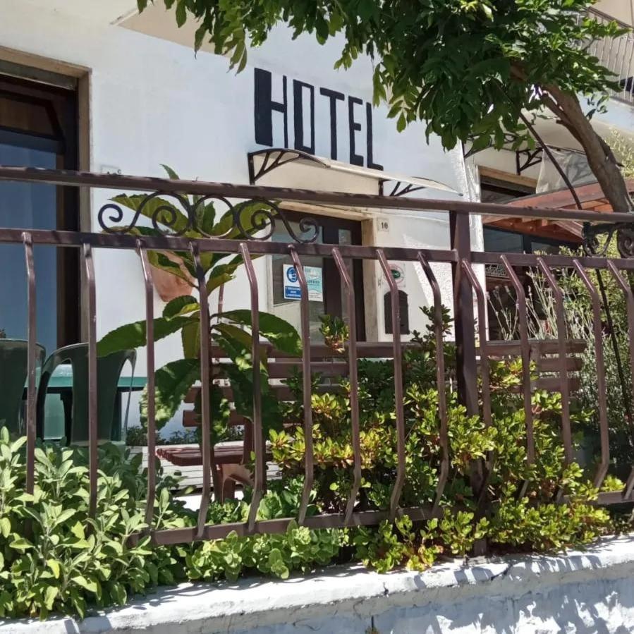 Albergo Sangrila Lanzo Torinese Dış mekan fotoğraf