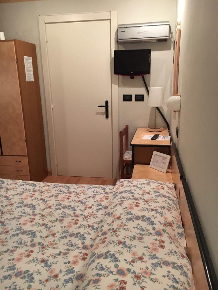 Albergo Sangrila Lanzo Torinese Dış mekan fotoğraf