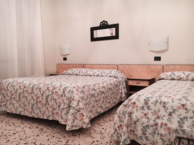 Albergo Sangrila Lanzo Torinese Dış mekan fotoğraf
