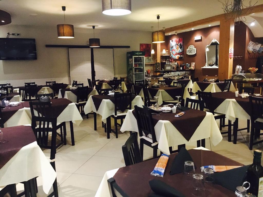 Albergo Sangrila Lanzo Torinese Dış mekan fotoğraf